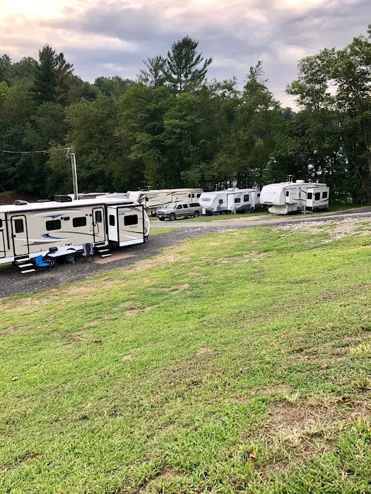 Elk River Campground Picture 9