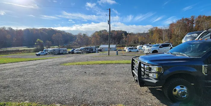 Simple Site RV Picture 4