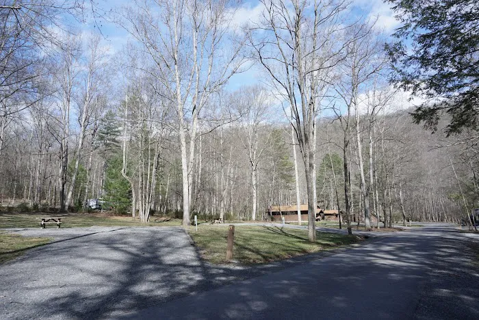 Riverside Campground Picture 7