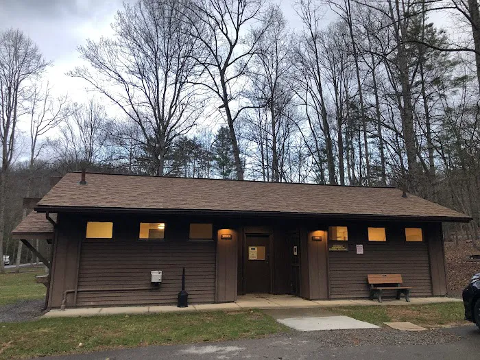 Riverside Campground Picture 8