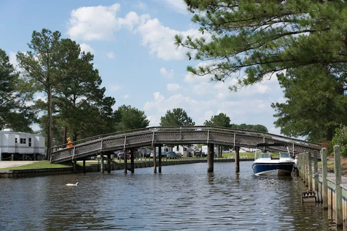 Twin Lakes Campground Picture 4