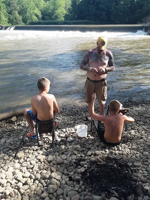 Whispering Falls Campground Picture 6