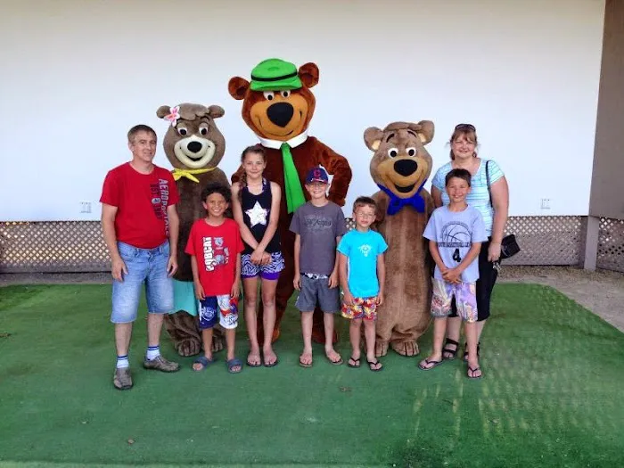 Whispering Hills Jellystone Park Camp Resort Picture 6