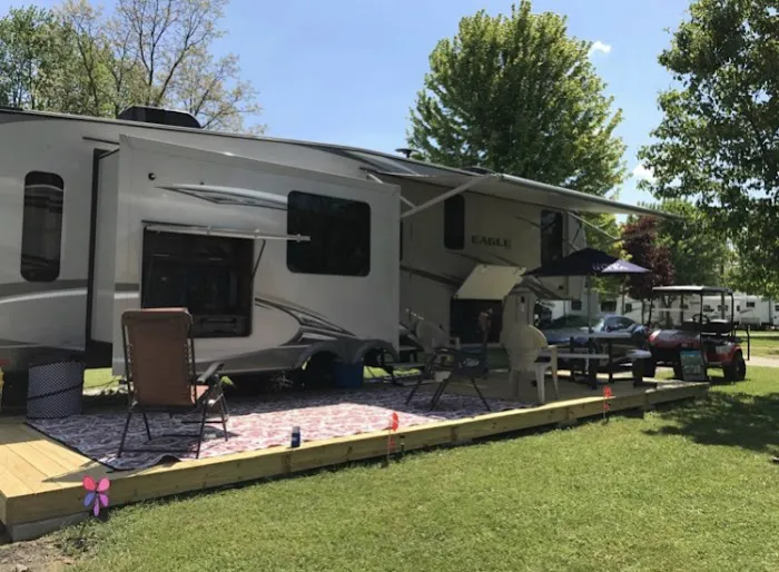 Long Lake Park Campground Picture 5