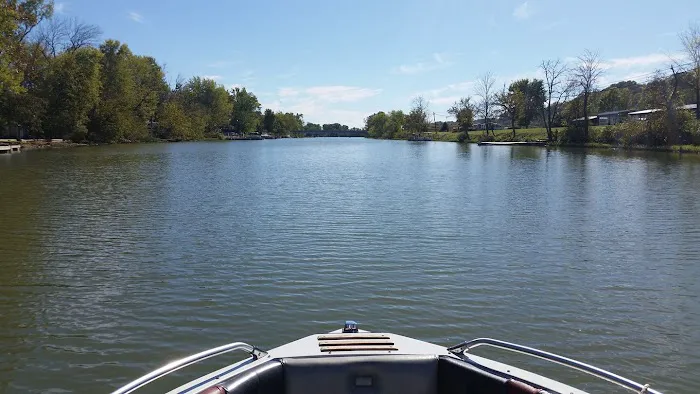 The PORT Campground & Docks Picture 8