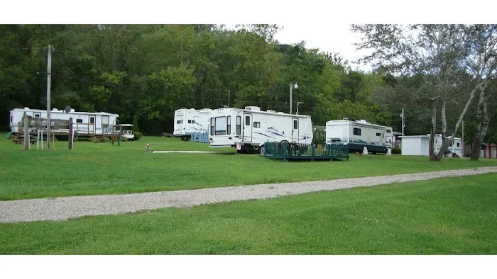 RiverView Kampground and Marina Picture 10