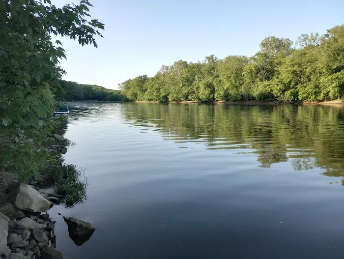 RiverView Kampground and Marina Picture 3