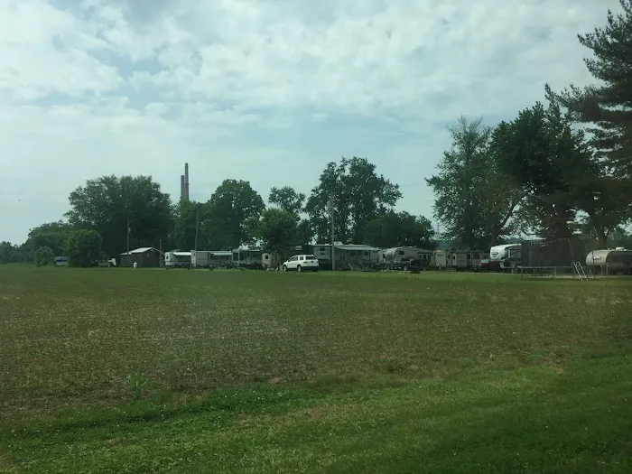 Let's Dock Campground Picture 6