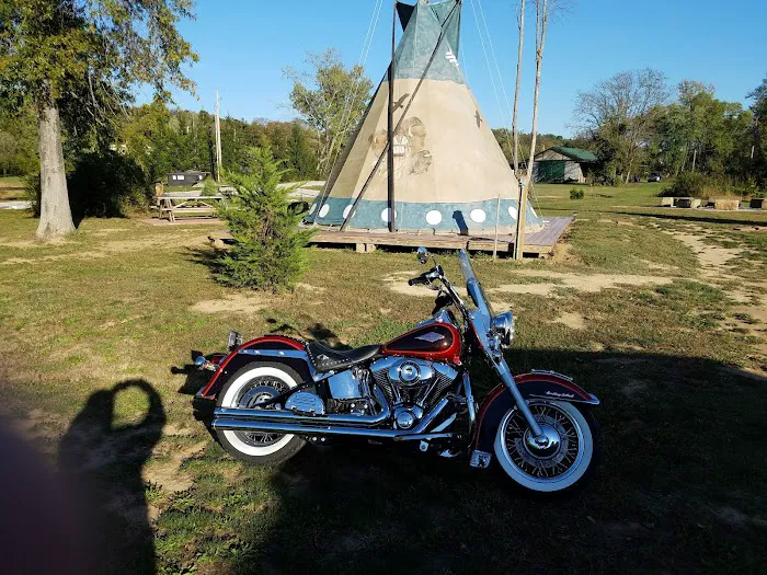 Let's Dock Campground Picture 3