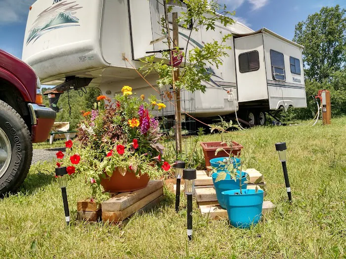 Floyd Family Campground Picture 5