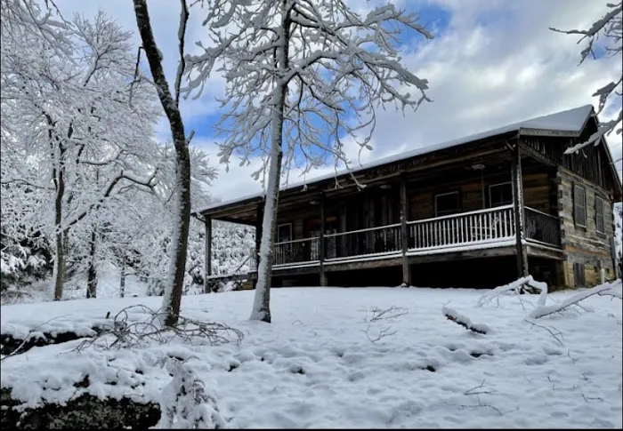 Evergreen Cabin at Second Creek Picture 9
