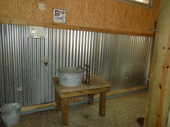 White Rocks Campground Picture 2