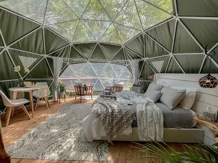 WV Glamping Domes Picture 6