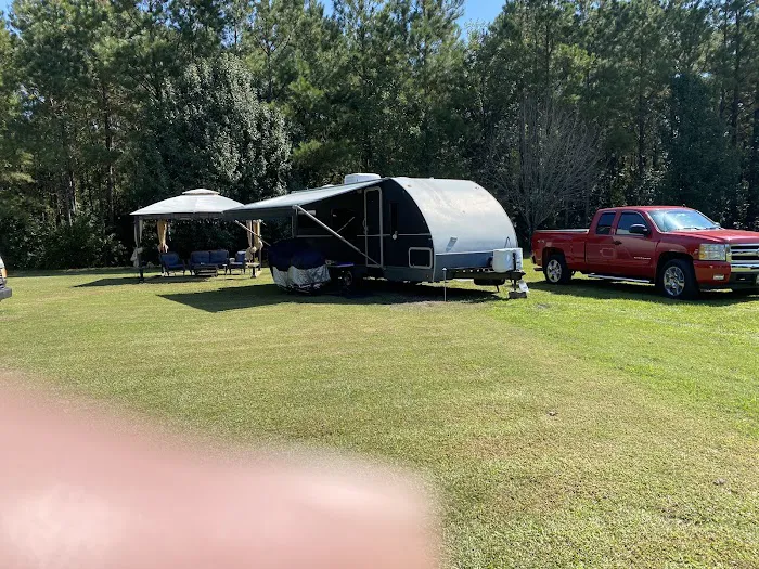The Eagle's Nest Campground Picture 6