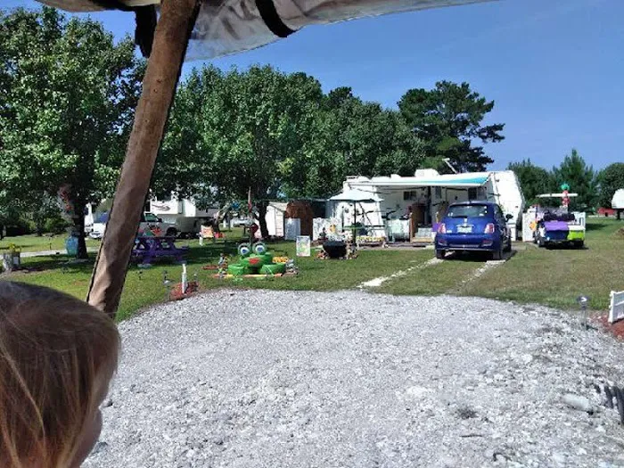 The Eagle's Nest Campground Picture 5