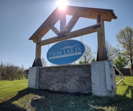 Claremar Twin Lakes Camping Resort