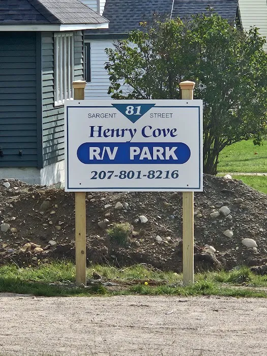 Henry Cove RV Park Picture 3