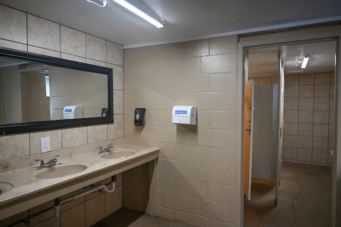 Lake Wapusun RV Resort Picture 1