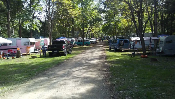 Toodik Family Campground Cabin & Canoeing Picture 4