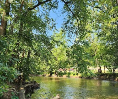 Pop's Place Launch and Landing