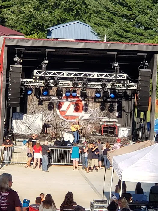 LA-Z Acres Campground Picture 1