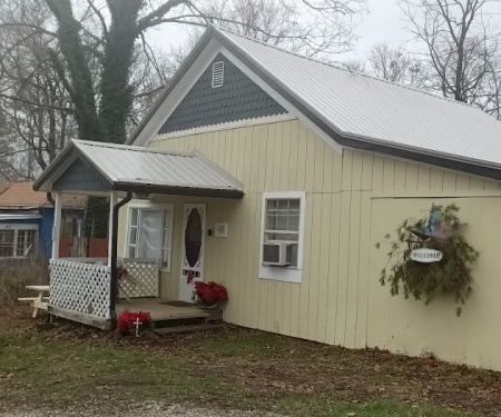 Pop's Place Camping & Cabins LLC