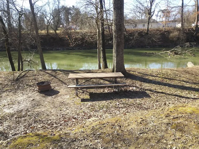 Up the Creek Camping Picture 6