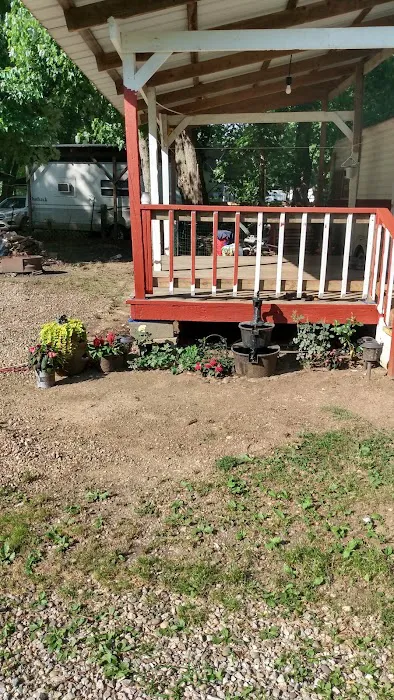 Olde Oak RV Park & Campground Picture 5