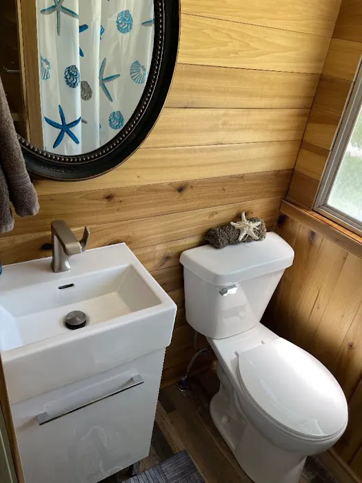 Dexter Run Farms Boathouse Picture 4