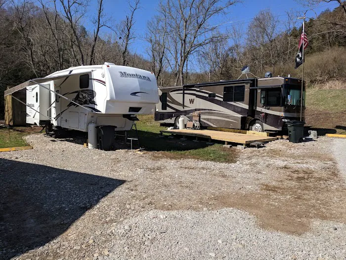 Wilderness RV Sites Campground Picture 2