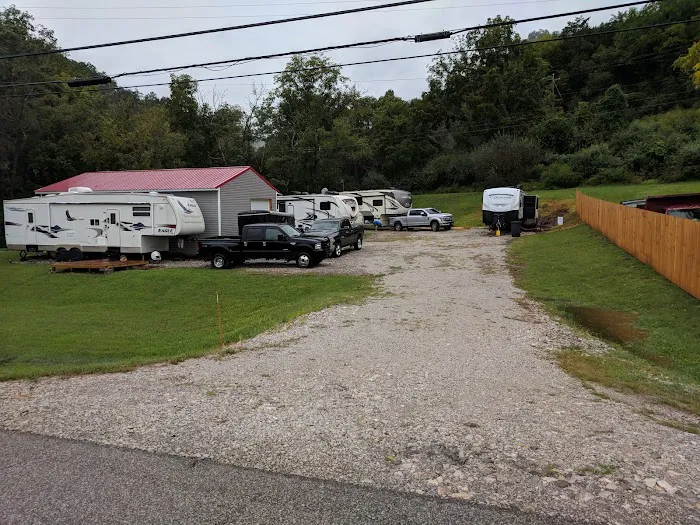 Wilderness RV Sites Campground Picture 5