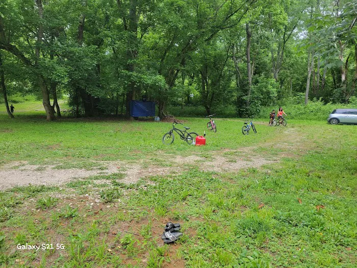 Sycamore Retreat Picture 4