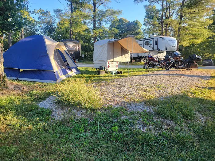 Under the Stars Campground Picture 1