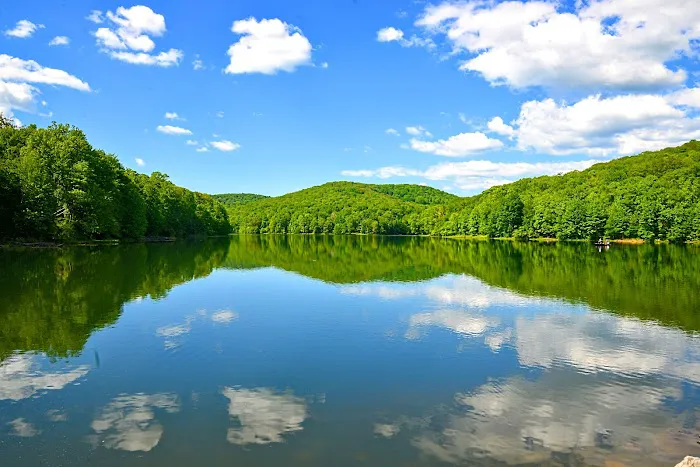 Summit Lake Campground Picture 1