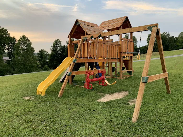 Mountain Top RV Park & Cabins Picture 3