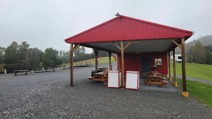 Mountain Top RV Park & Cabins Picture 8