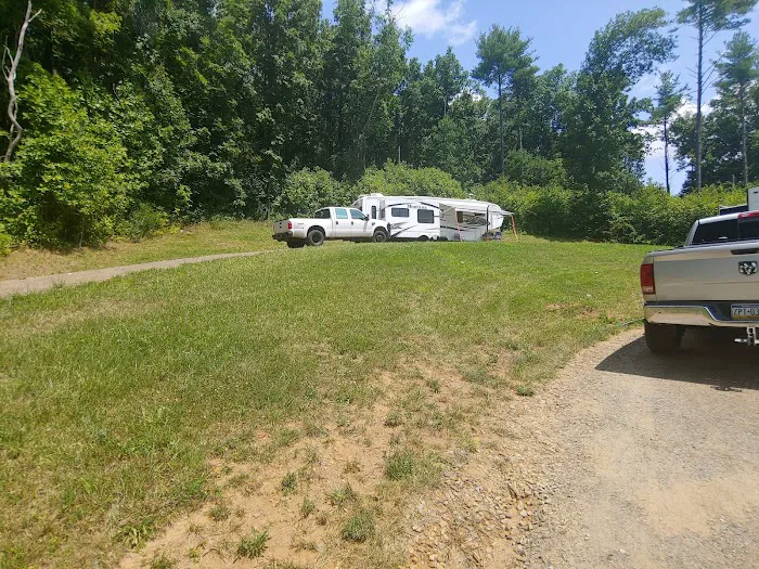 Floyd Parkway Village Picture 5