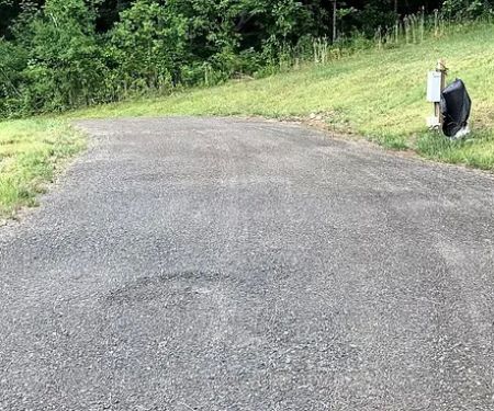 Floyd Parkway Village