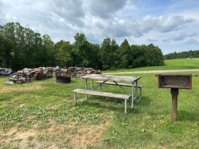 Meadows of Dan Campground & Cabins Picture 2