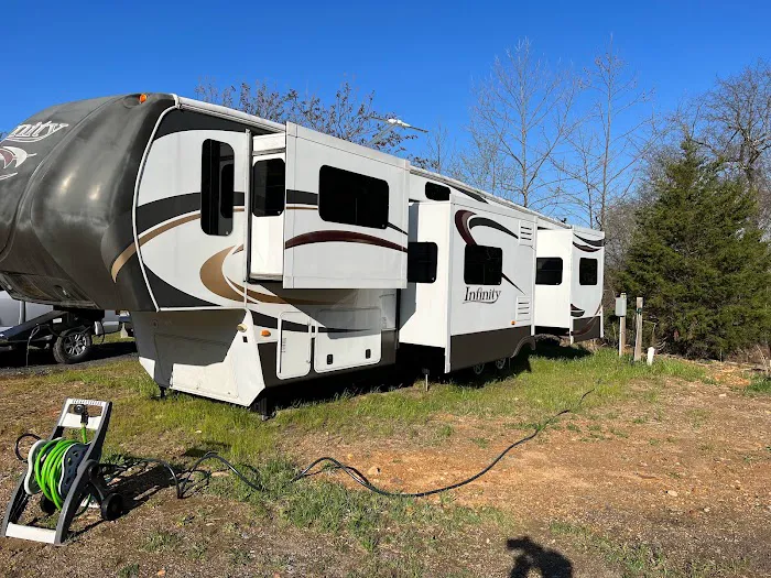 Sawmill Sonny's Campground Picture 7