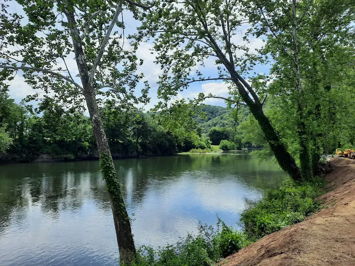 John Henry Campground by Berry’s Campground Picture 6