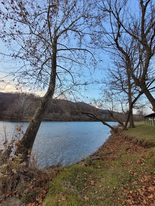 Riverview Campground Picture 4