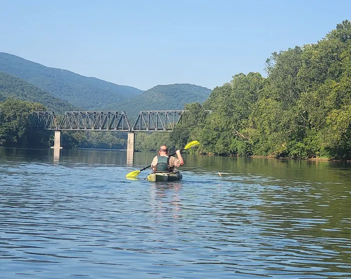 Riverview Campground Picture 5