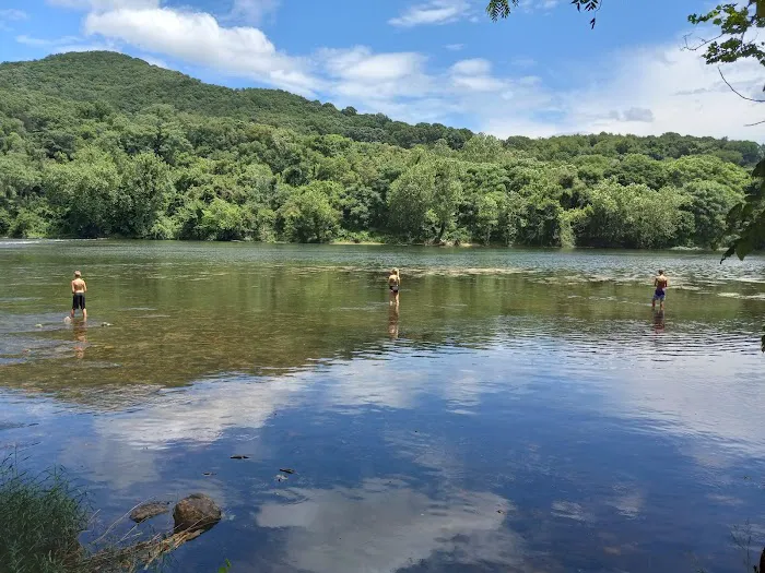 Larry's Landing Campground Picture 7