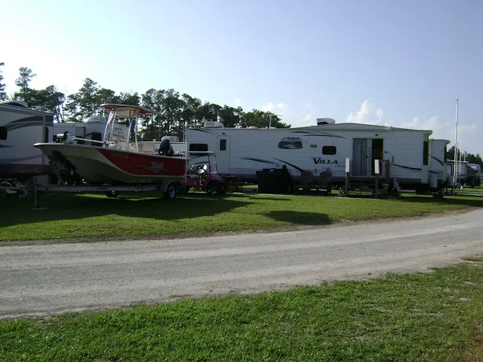 River's Edge Family Campground Picture 10