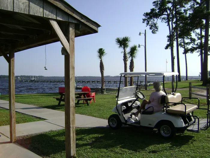 River's Edge Family Campground Picture 9