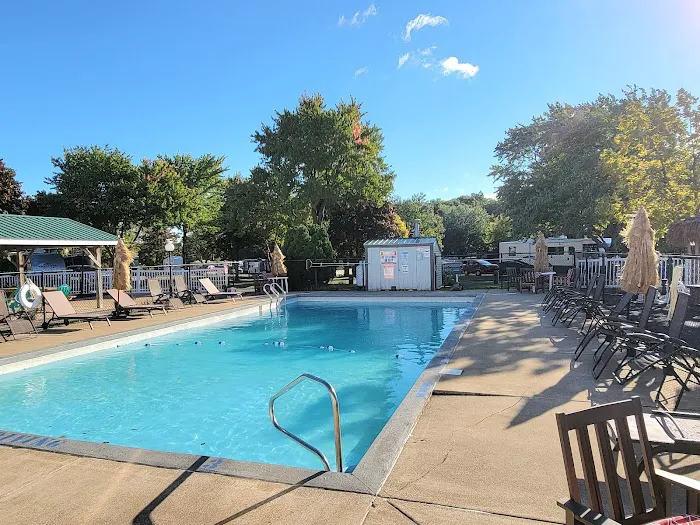 Sandusky Milan RV Park Picture 6