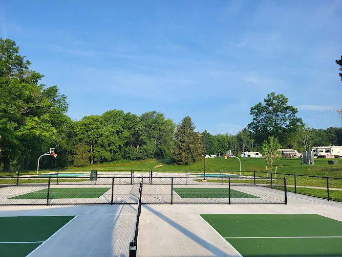 Pleasant Hill Lake Park Picture 3