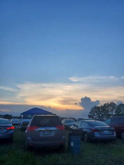 Legend Valley Public Entrance Picture 2