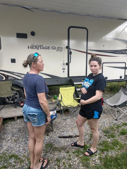 Cedar Cove Campground Picture 3